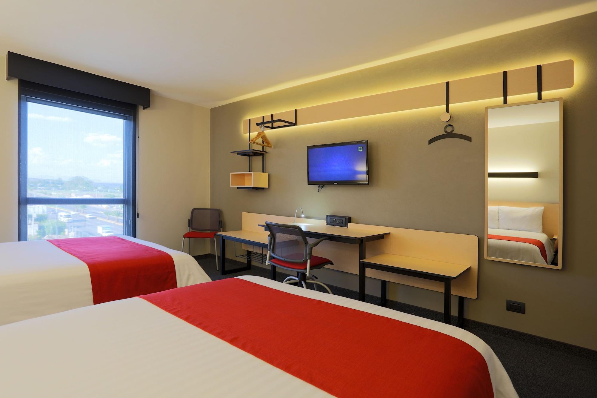 ซิตี้ เอ็กซ์เพรส พลัส กวาดาลาฮารา เอ็กซ์โป Hotel ซาโปปัน ภายนอก รูปภาพ