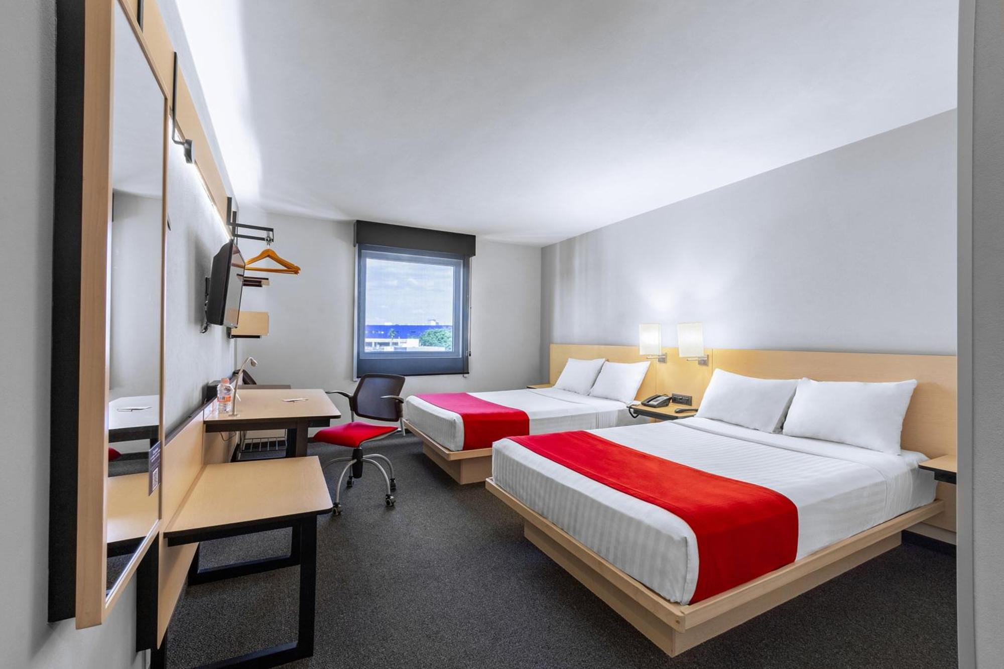 ซิตี้ เอ็กซ์เพรส พลัส กวาดาลาฮารา เอ็กซ์โป Hotel ซาโปปัน ภายนอก รูปภาพ