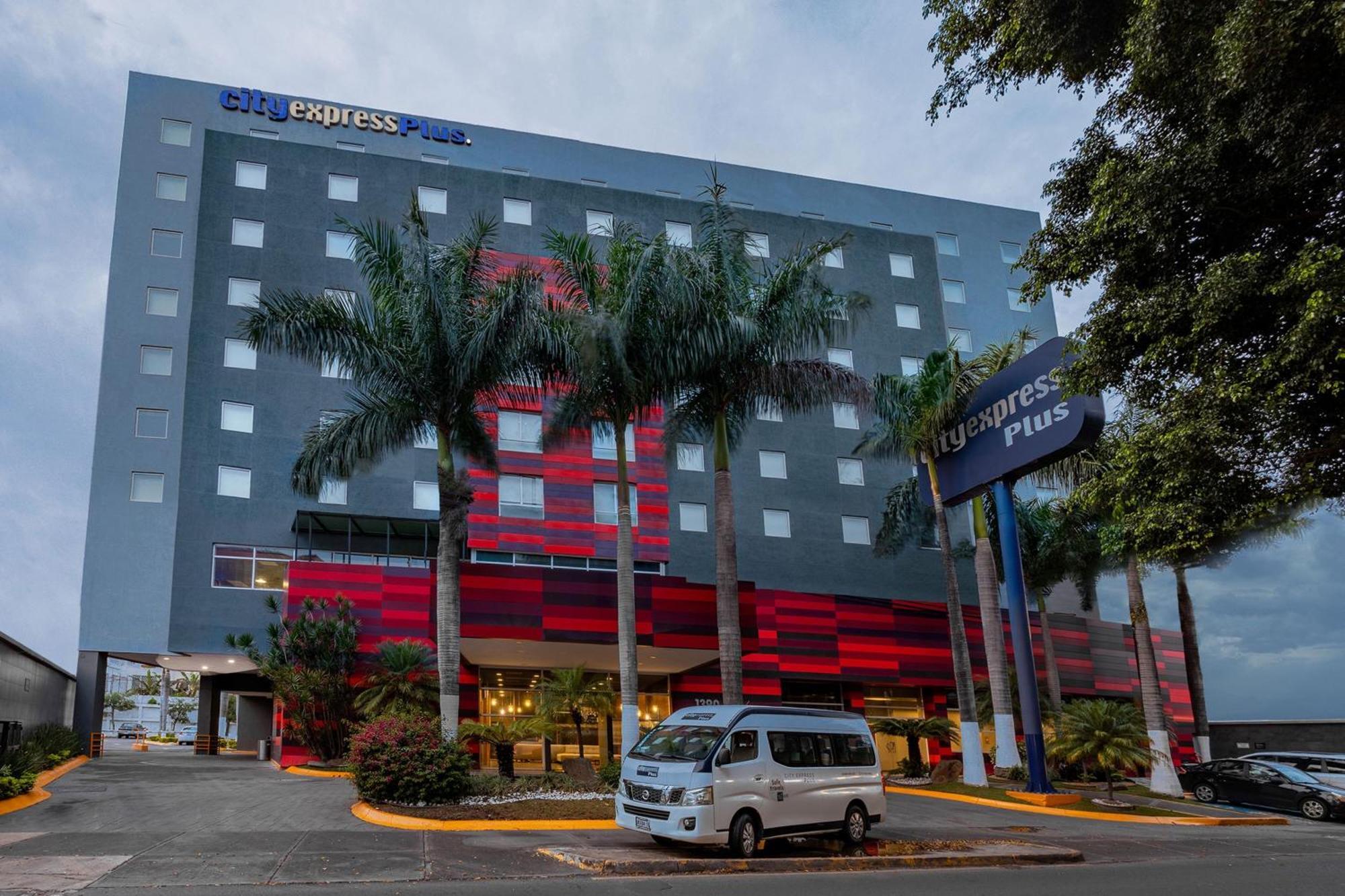 ซิตี้ เอ็กซ์เพรส พลัส กวาดาลาฮารา เอ็กซ์โป Hotel ซาโปปัน ภายนอก รูปภาพ